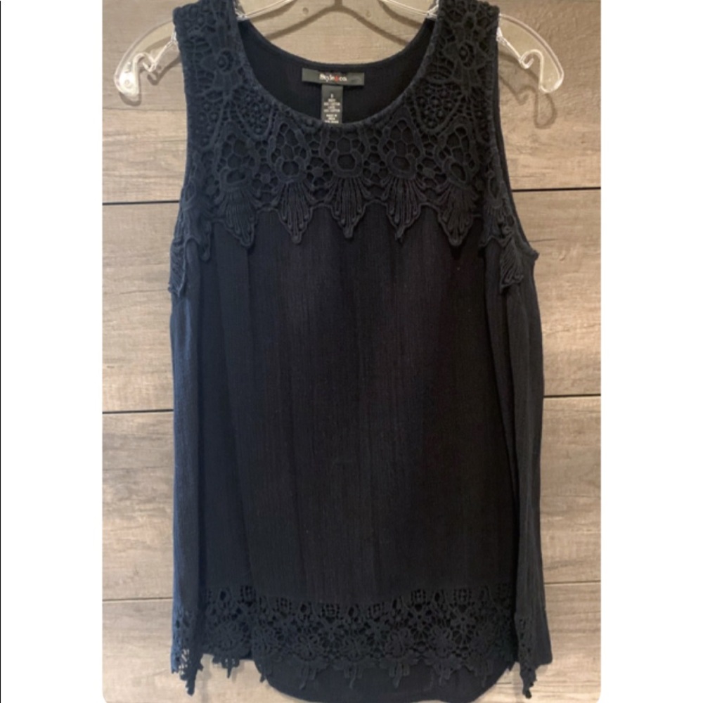 Black Sleeveless Top